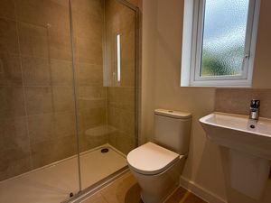 Ensuite- click for photo gallery